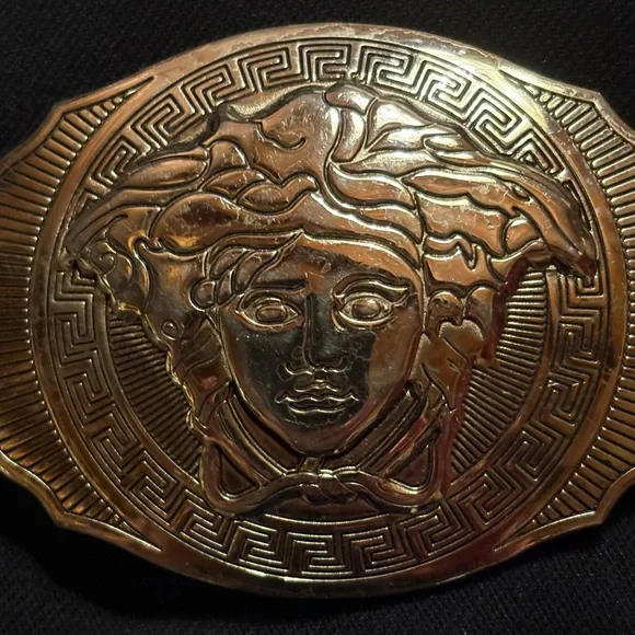 Medusa Belt Buckle - Picture 2 of 3